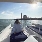 Tour in barca Round Trip con catamarano elettrico Sun Kiss - Noleggio catamarano con skipper a Caorle