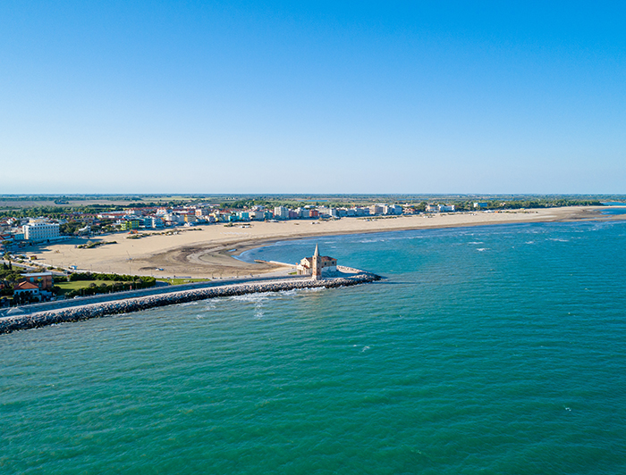 Tour in barca Round Trip con catamarano elettrico Sun Kiss - Noleggio catamarano con skipper a Caorle