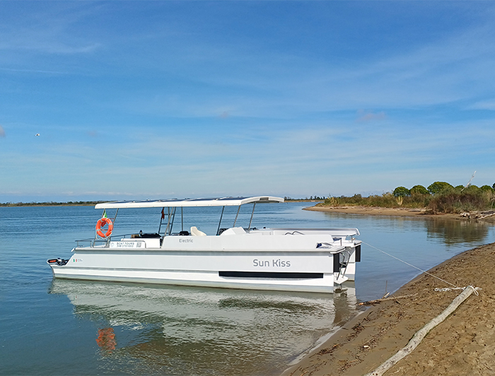 Tour in barca - Round trip - noleggio catamarano con skipper Caorle