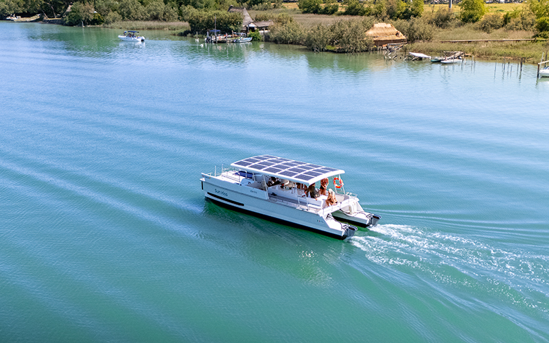 Noleggio catamarano elettrico Caorle - Tour in barca Sun Kiss Green Boat Caorle