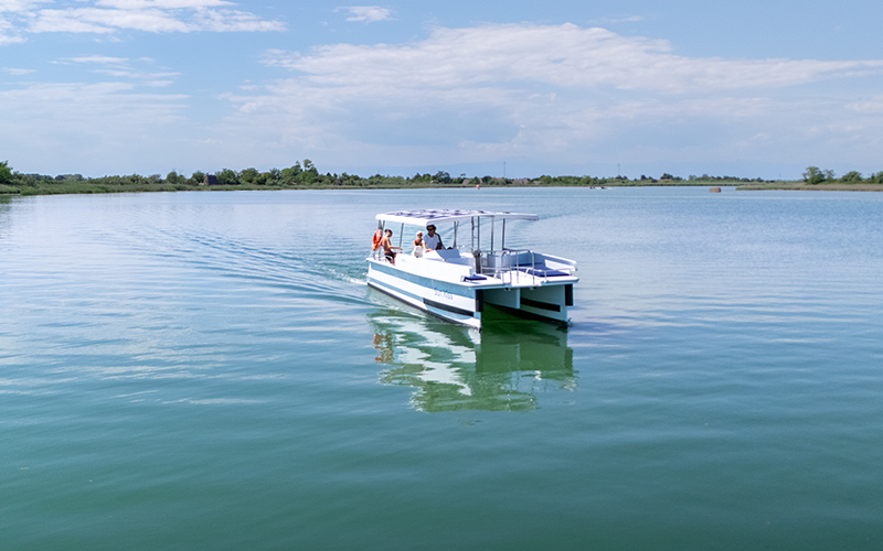 Noleggio catamarano elettrico Caorle - Tour in barca Sun Kiss Green Boat Caorle